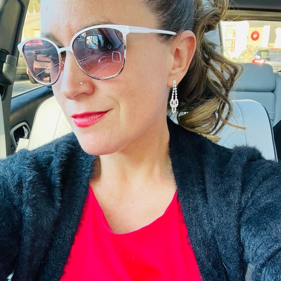 Meet your Posher, Troy - Picture 1 of 1